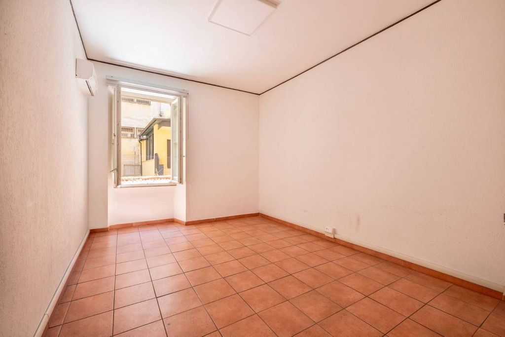 5 room luxury Flat for sale in Via Valadier, Rome, Latium - View 4