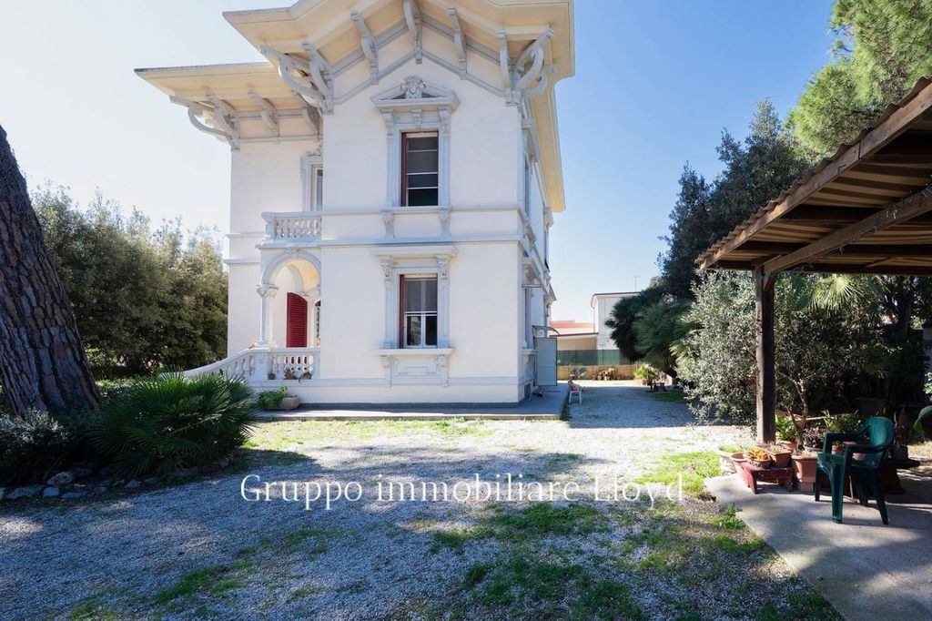 Luxury Villa for sale in Via di Gualduccio, 34, Pisa, Tuscany - View 4