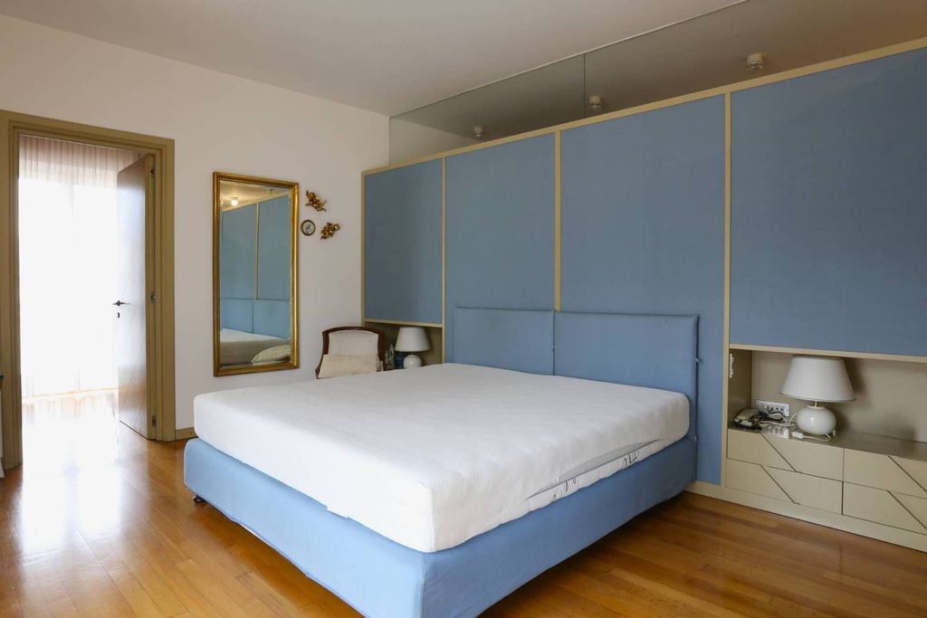 4 bedroom luxury Apartment for sale in Via Della Malvasia, Trento, Trentino-Alto Adige - Vista 4