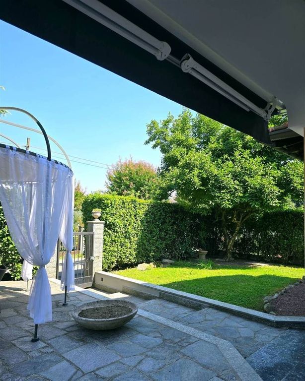 5 bedroom luxury Villa for sale in Dormelletto, Piedmont - View 4