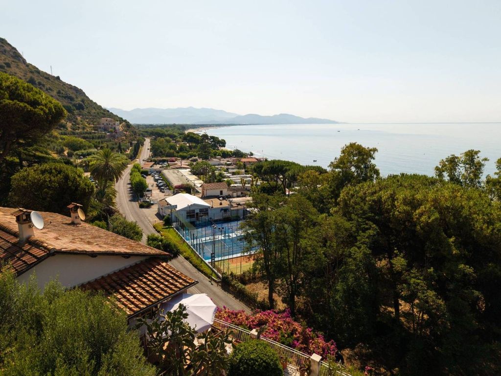 Casa – Terracina, Piazza Palatina - Vista 4