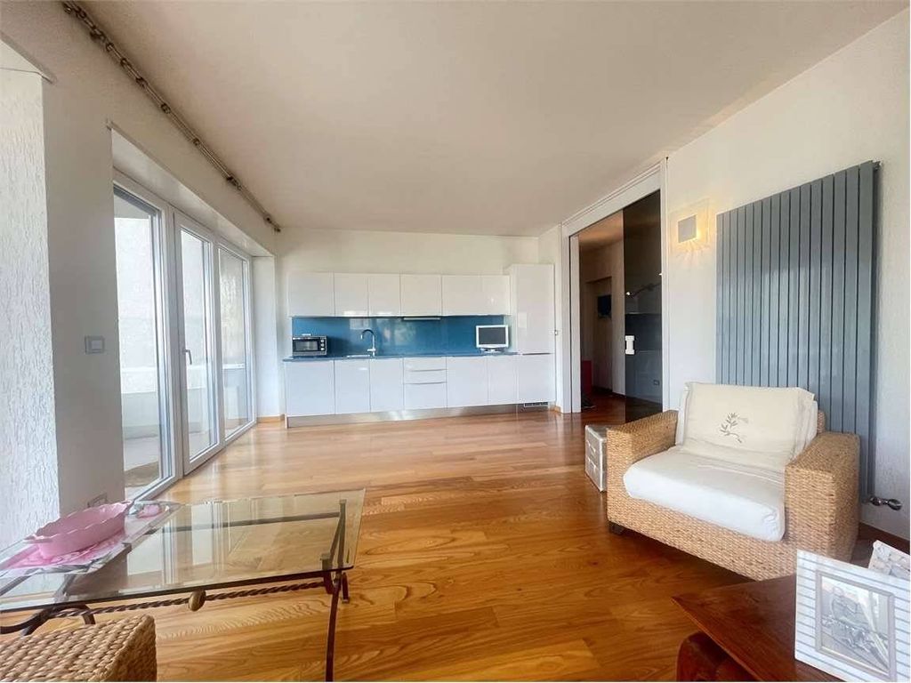 Luxury Flat for sale in Viale Nino Bixio, 3, Riccione, Emilia-Romagna - Vista 4
