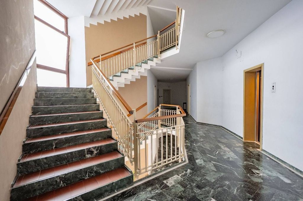 Appartamento – Naples - Vista 4