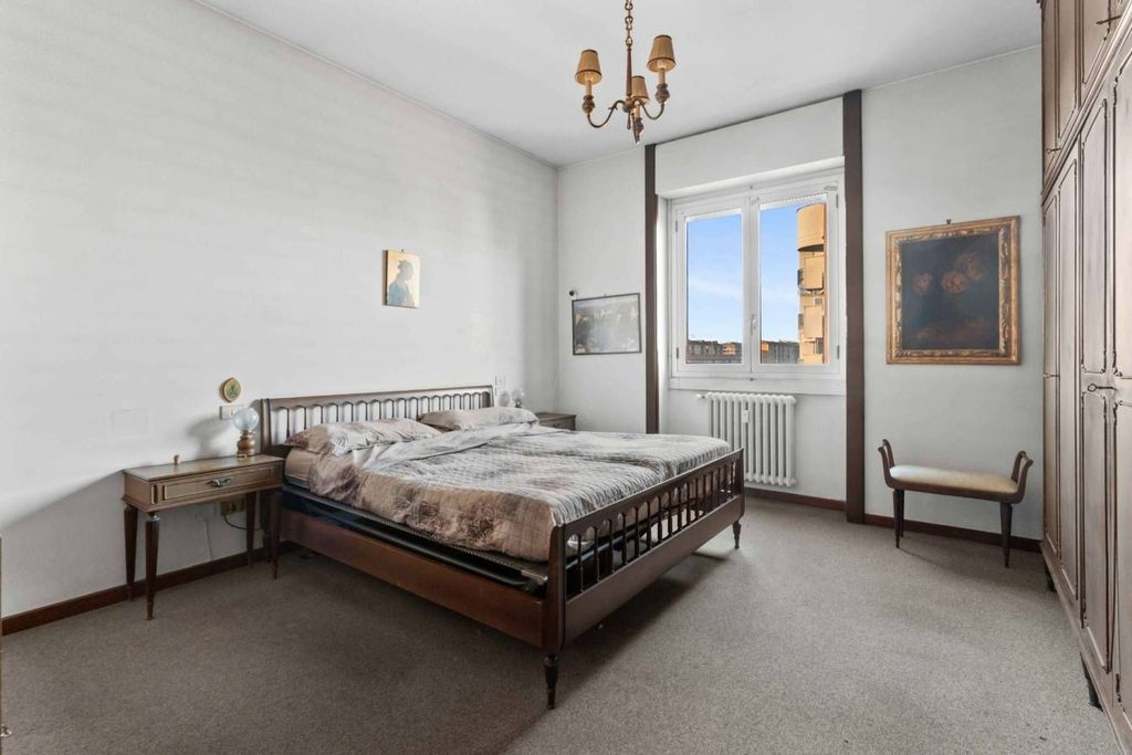 Apartment in Milan - View 4