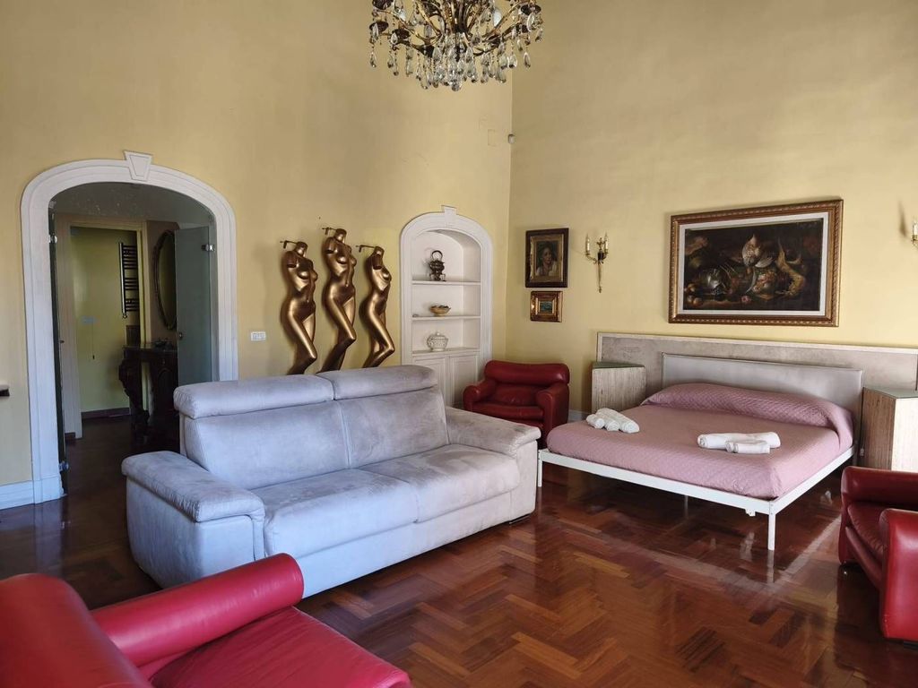 Apartment in Naples - Vista 4