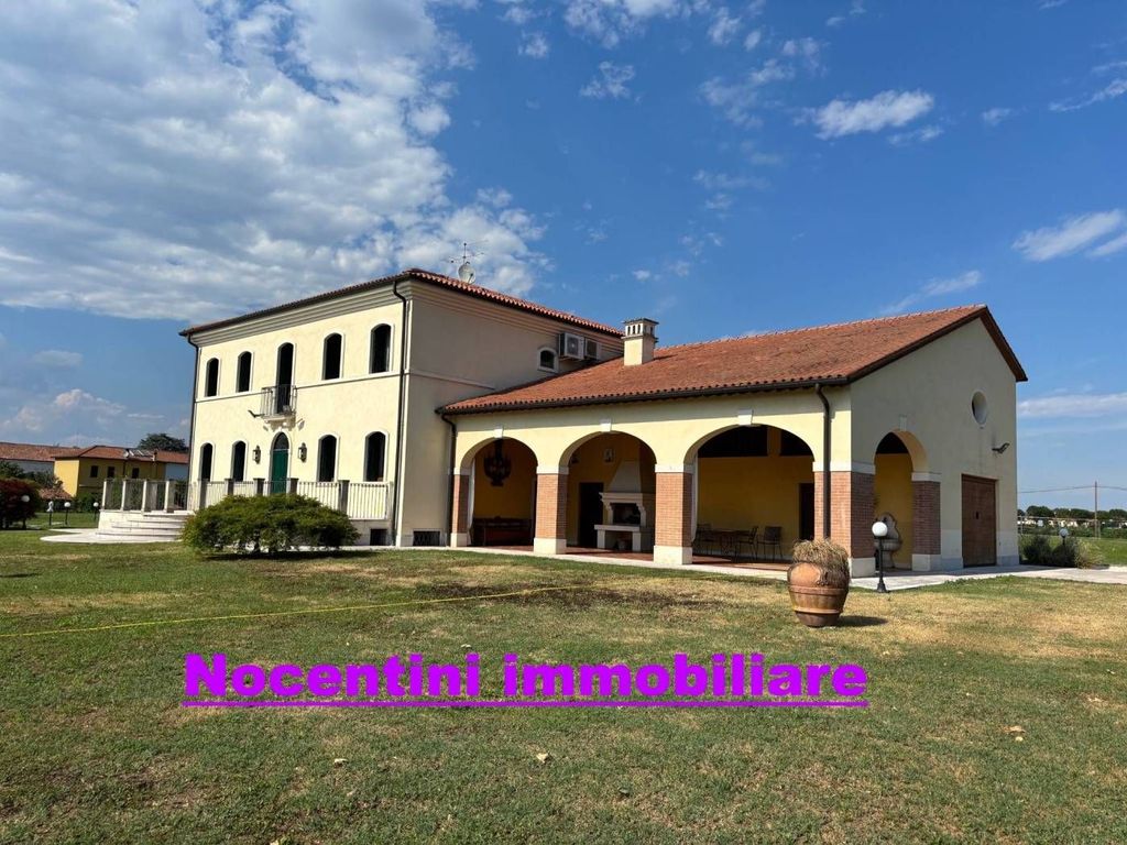 Luxury Villa for sale in Vicenza, Italy - Vista 4