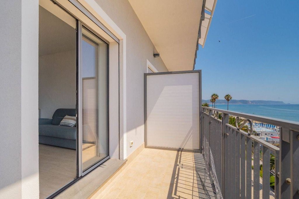 3 room luxury Apartment for sale in Lungomare Armando Diaz, Ceriale, Liguria - Vista 5