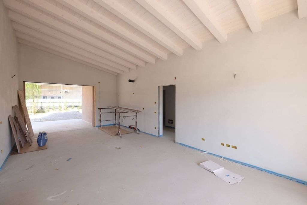 4 room luxury Villa for sale in Pordenone, Italy - Vista 5