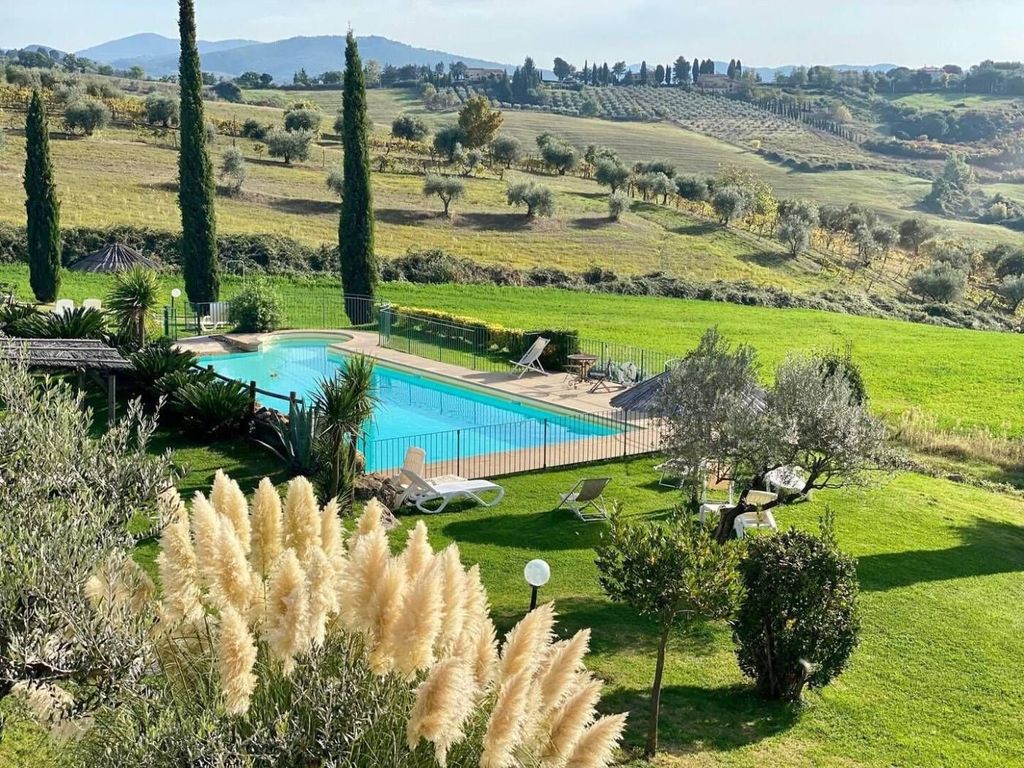 Luxury Villa for sale in Pomarance, Tuscany - Vista 5