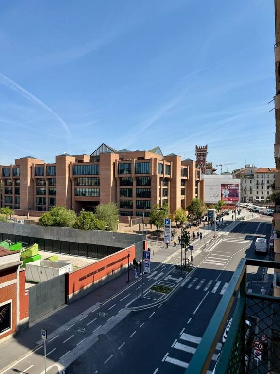 4 room luxury Apartment for sale in Via Olona, 7, Milan, Lombardy - Vista 5