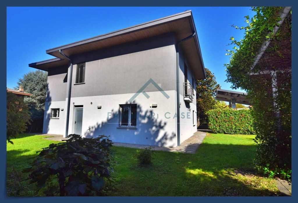 Casa – Buguggiate - Vista 5