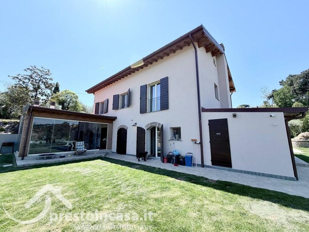 Casa – Montecarlo, Luciani - Vista 5