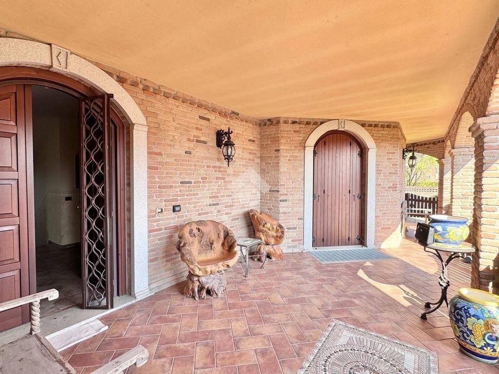 House in Vellezzo Bellini - View 5