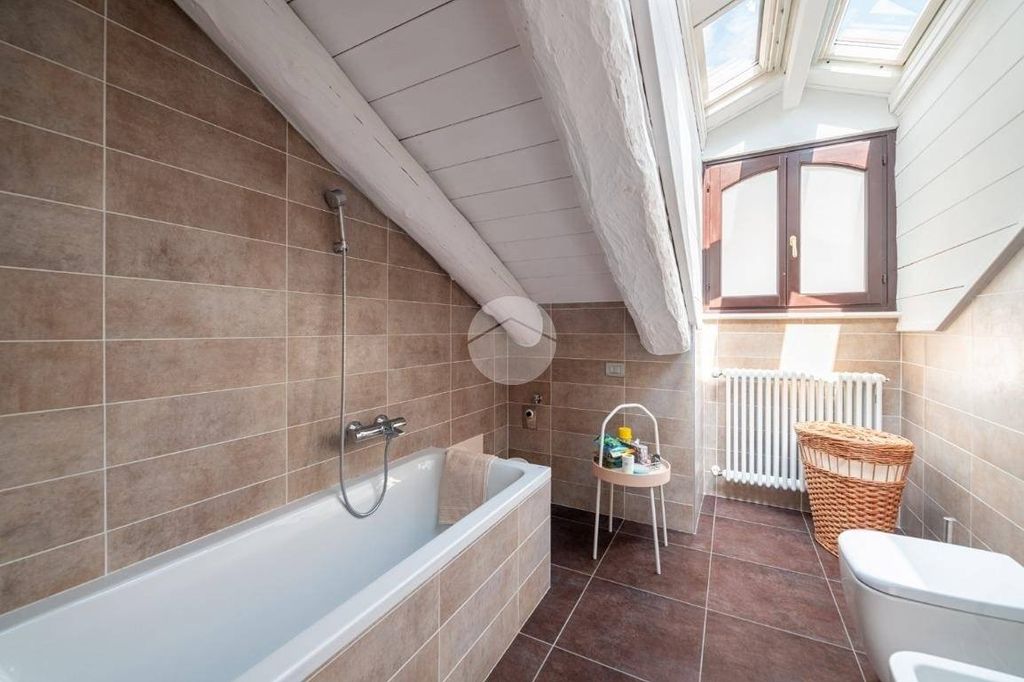 Apartment in Turin - Vista 5