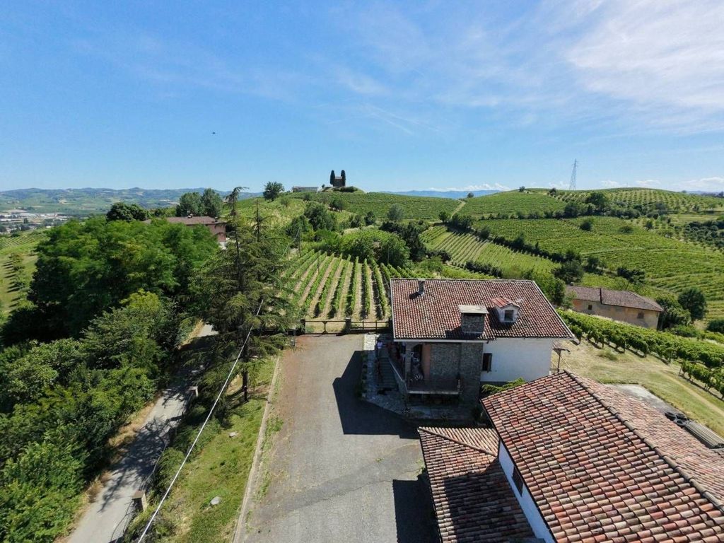 3 bedroom luxury Villa for sale in Nizza Monferrato, Italy - View 5