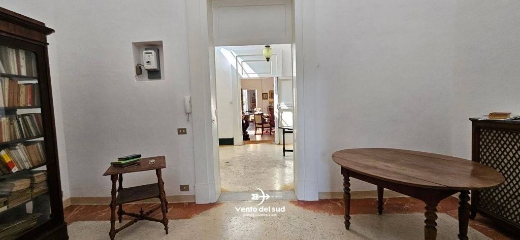 Luxury Flat for sale in Via Ascanio Grandi, Lecce, Provincia di Lecce, Apulia - Vista 5