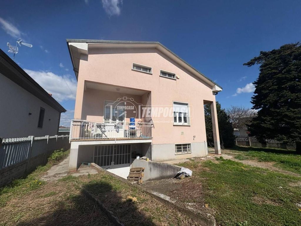Casa – Cogliate - Vista 5