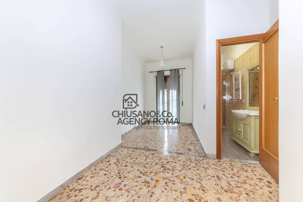 Luxury Flat for sale in Via Veio, 40, Rome, Latium - Vista 5