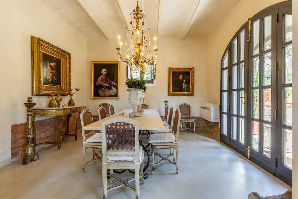 Luxury Villa for sale in Via Rocco Chinnici, 4, Castiglion Fiorentino, Tuscany - View 5