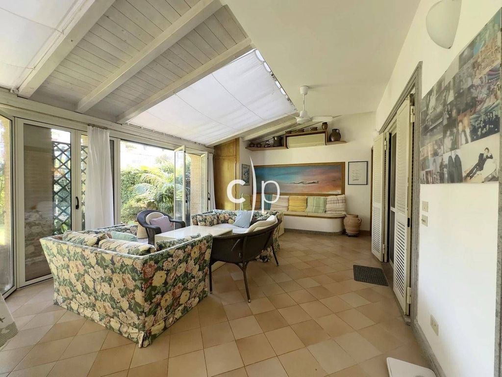 4 room luxury Villa for sale in Via Portovenere, Fiumicino, Rome, Latium - Vista 5