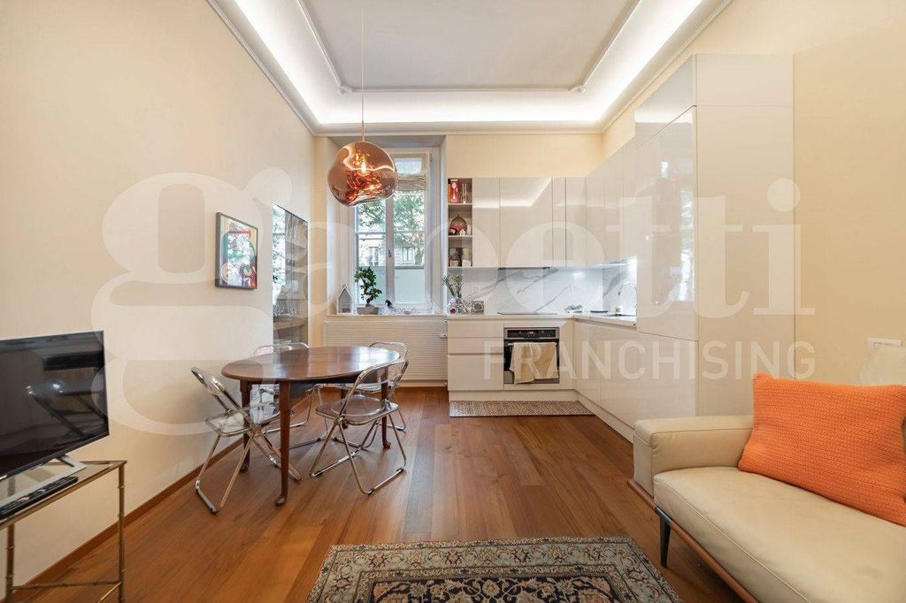 Luxury Apartment for sale in Viale Monte Nero , 66, Milan, Lombardy - Vista 6