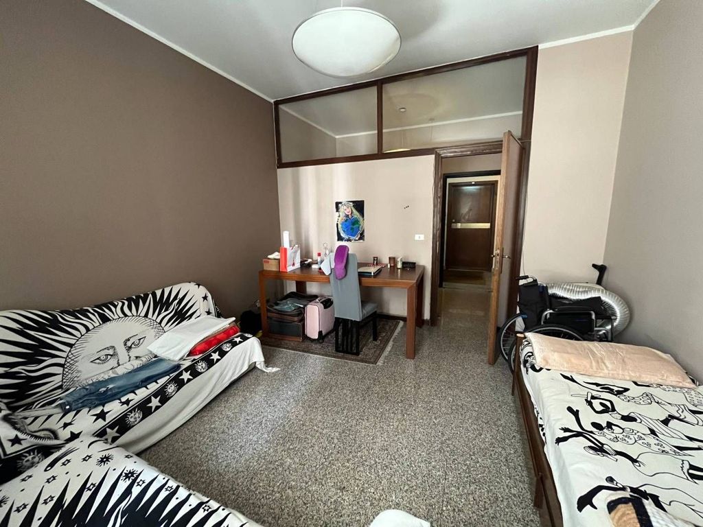 Apartment in Turin - Vista 6