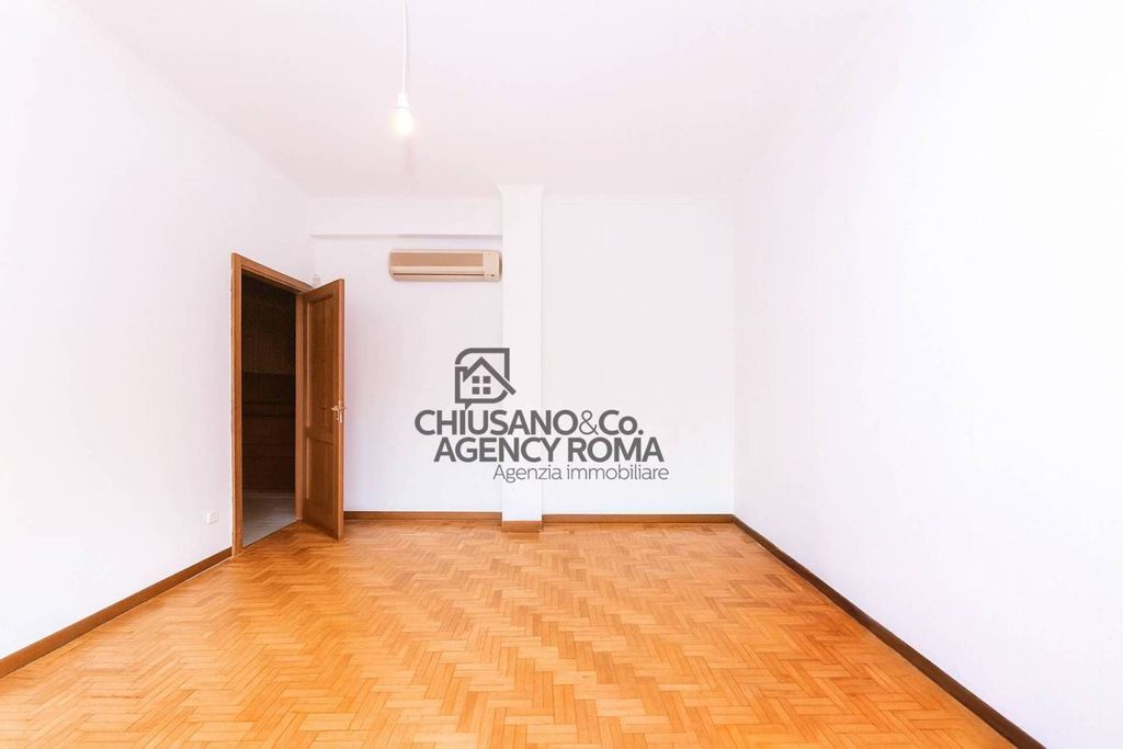 Luxury Flat for sale in Via Veio, 40, Rome, Latium - Vista 6