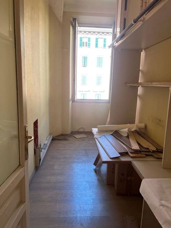 4 bedroom luxury Flat for sale in Via della Giuliana, 35, Rome, Latium - View 6