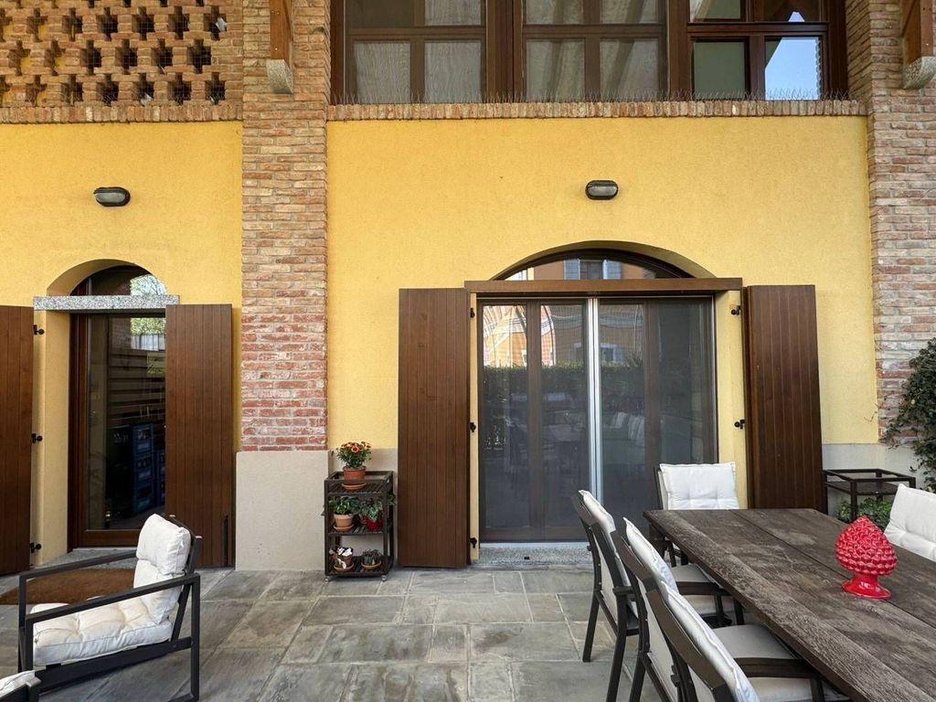 Luxury Villa for sale in Cascina Vione, 3, Basiglio, Milan, Lombardy - View 6