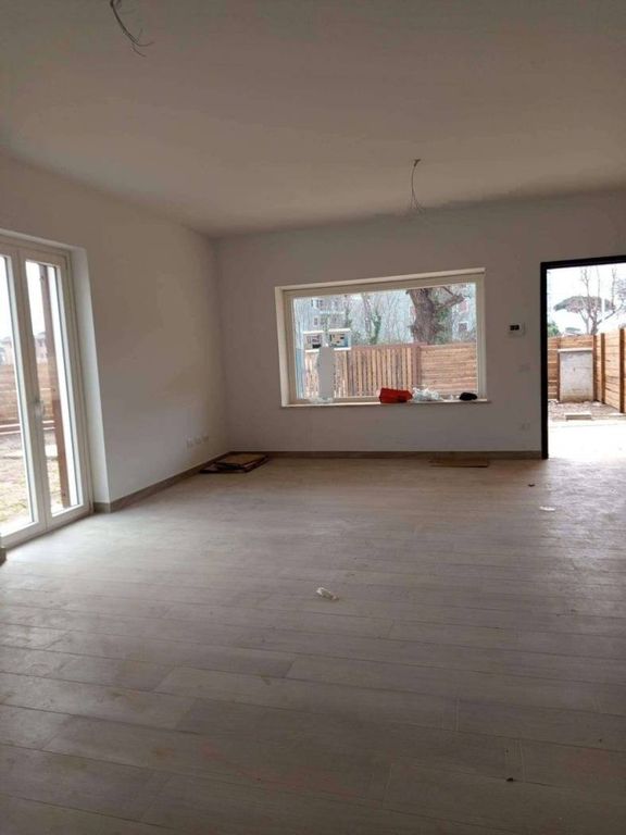 Casa – Ladispoli, Monteroni - Altro