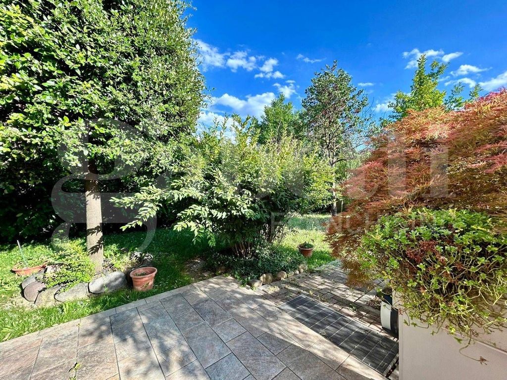 Casa – San Lazzaro di Savena, Cicogna - Altro