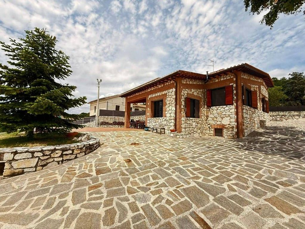 3 bedroom luxury Villa for sale in vocabolo paradiso, 4, Mompeo, Latium - View 6