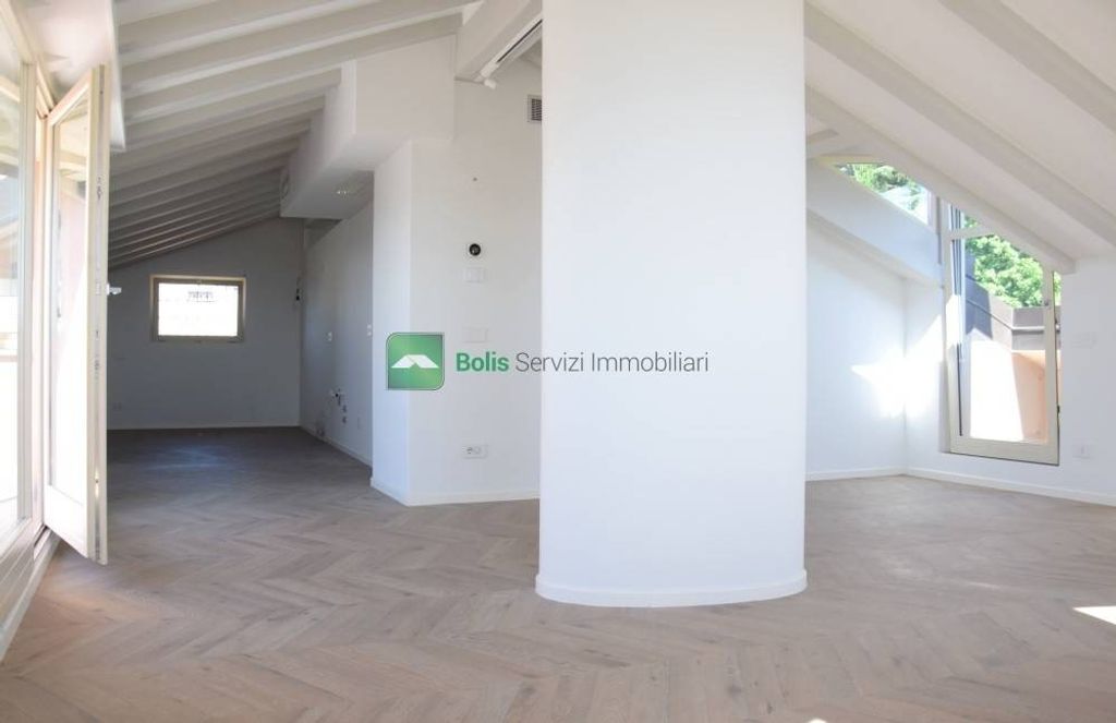 Apartment in Bergamo, Città Alta - Altro