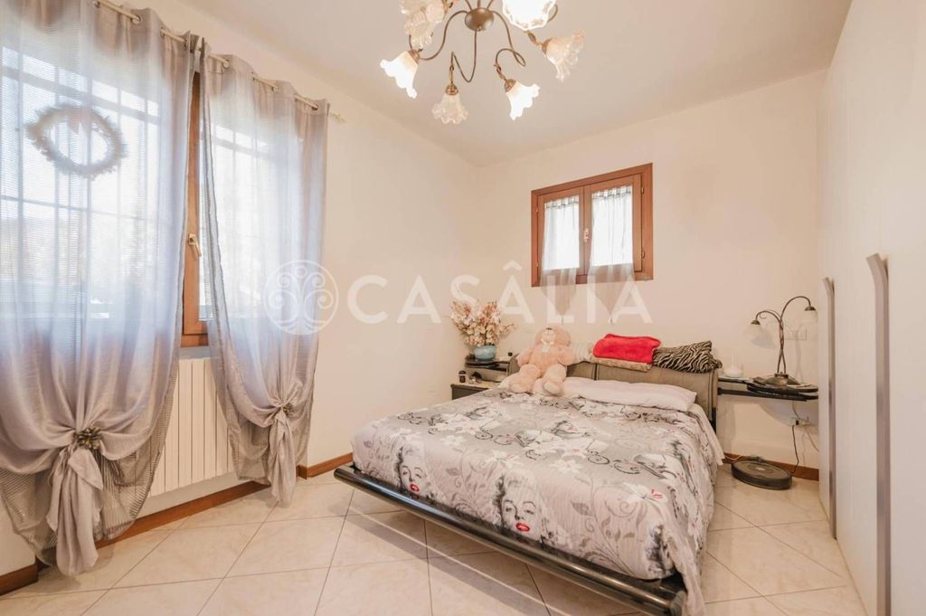 House in Galzignano - More