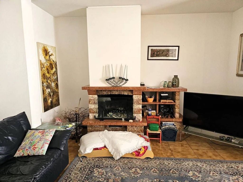 Casa – Pesaro, Muraglia - Altro