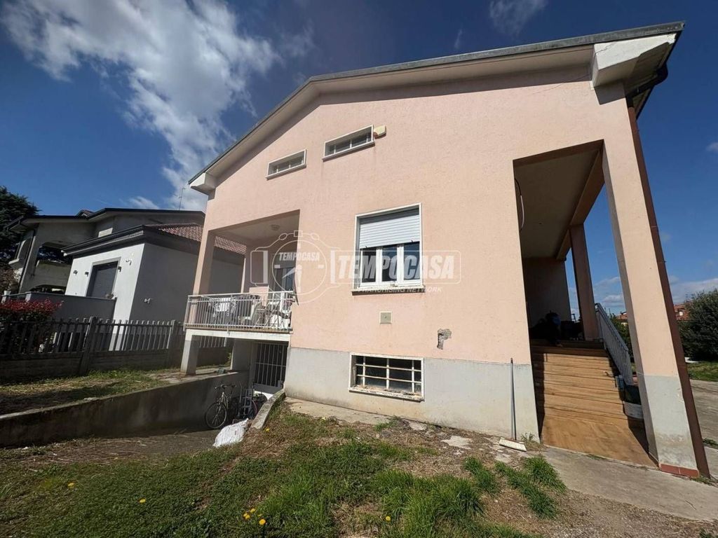 Casa – Cogliate - Altro