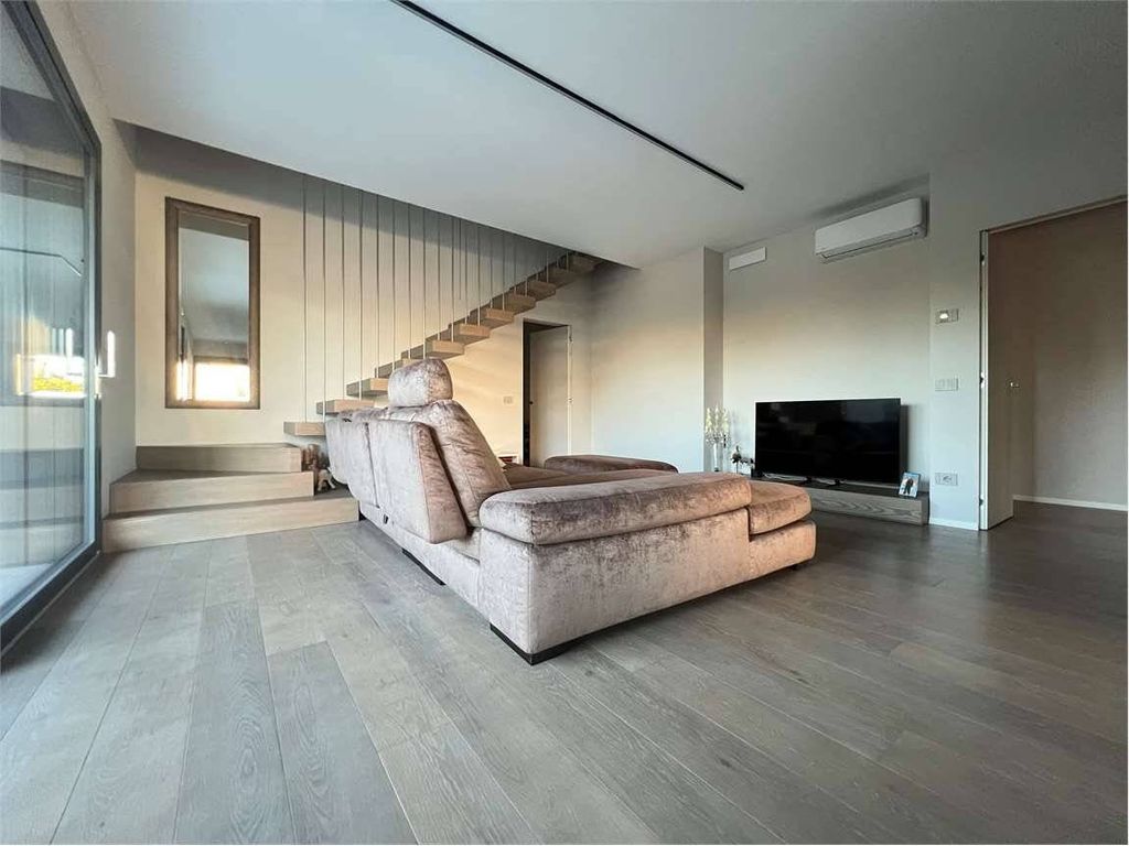 Casa – Paese - Altro
