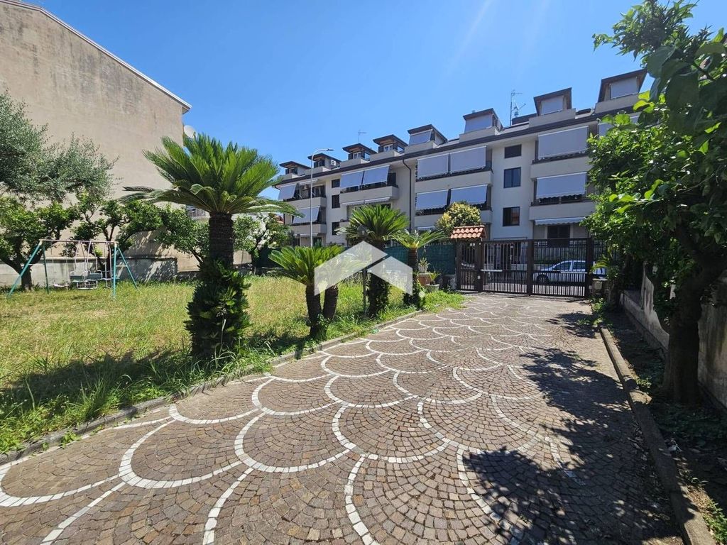Casa – Giugliano in Campania, Napoli - Altro