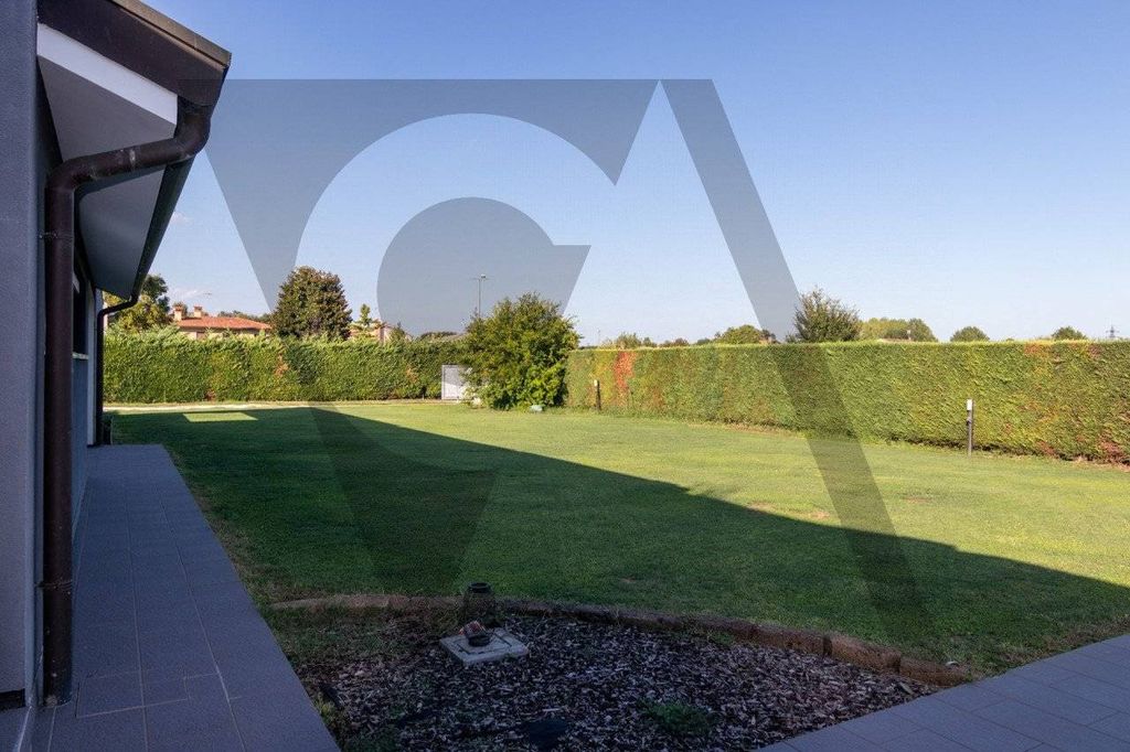 Casa – Noventa - Altro
