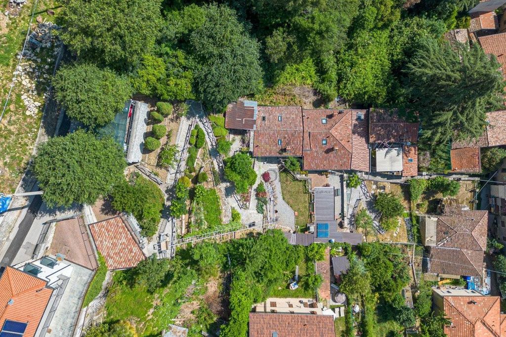 2 bedroom luxury House for sale in Via ai Monti, 11, Albavilla, Provincia di Como, Lombardy - View 6