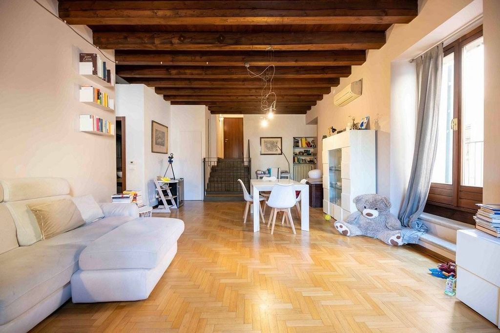 Appartamento – Verona, Cittadella, Centro storico - Altro