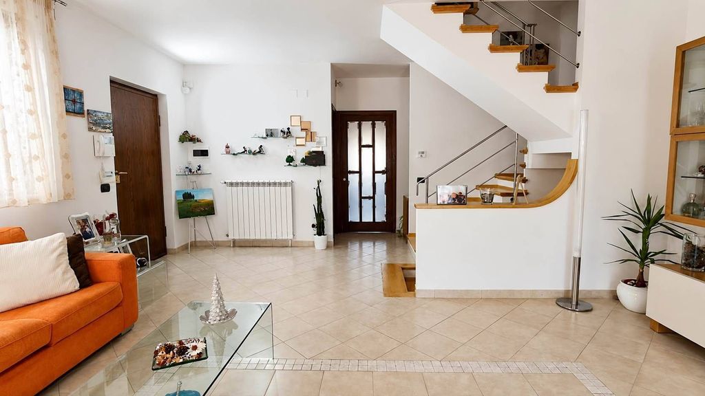 Casa – Rufina - Altro