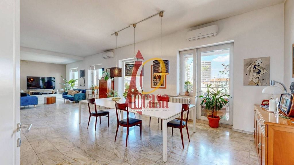 Apartment in Milan - Altro