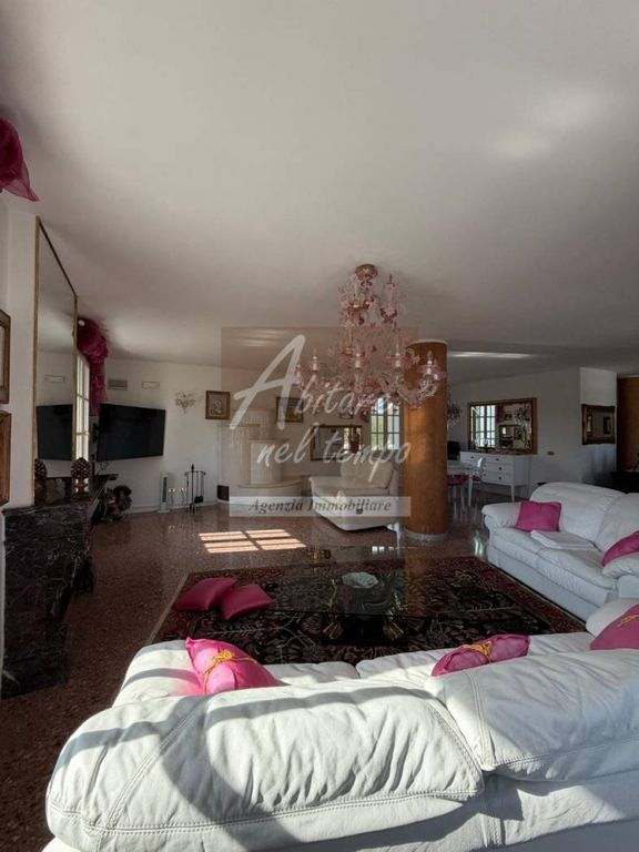 Casa – San Giorgio in Bosco, Lobia - Altro