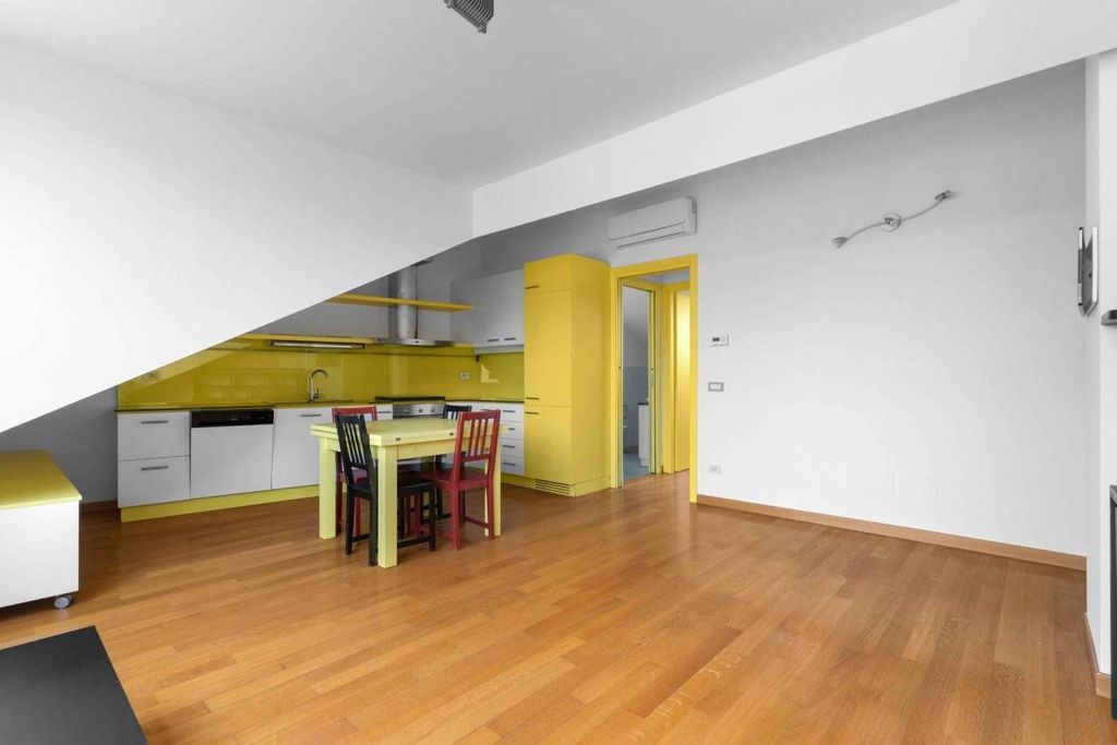 Apartment in Milan - Altro