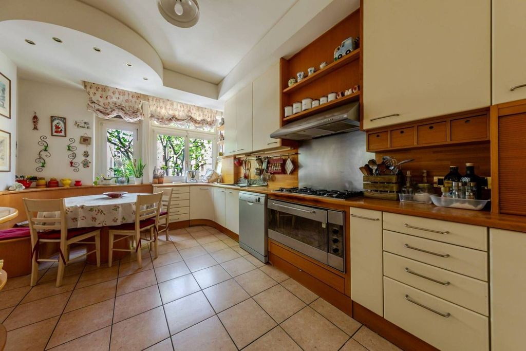 Apartment in Milan - Altro