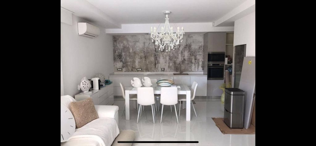 Luxury Flat for sale in Via dei Cipressi, 39, Montignoso, Provincia di Massa-Carrara, Tuscany - Altro