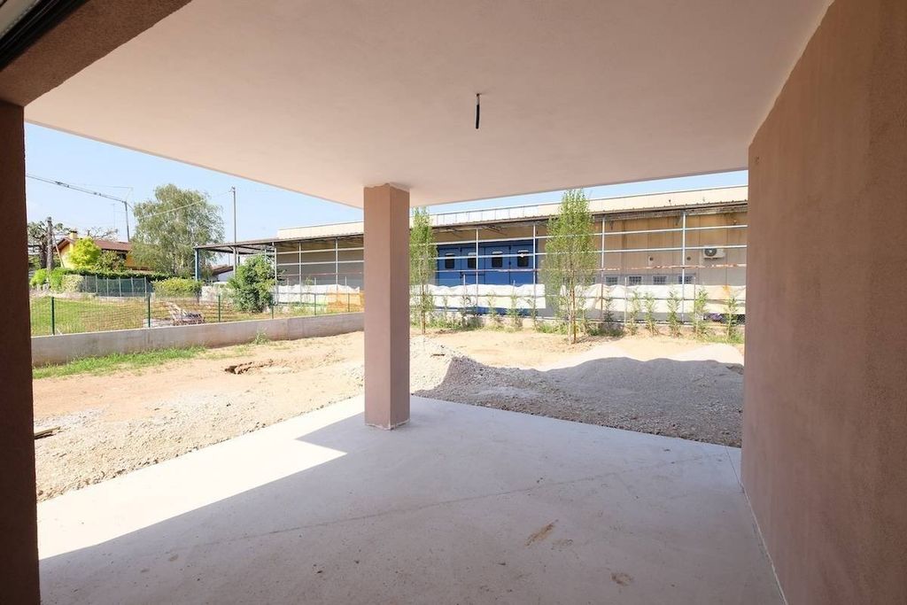 4 room luxury Villa for sale in Pordenone, Italy - Altro