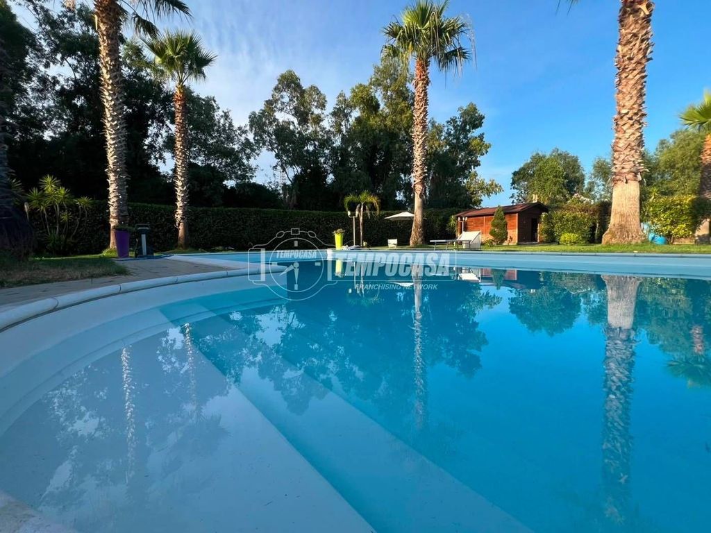 4 room luxury Villa for sale in Via AGNANO ASTRONI, Naples, Campania - Altro