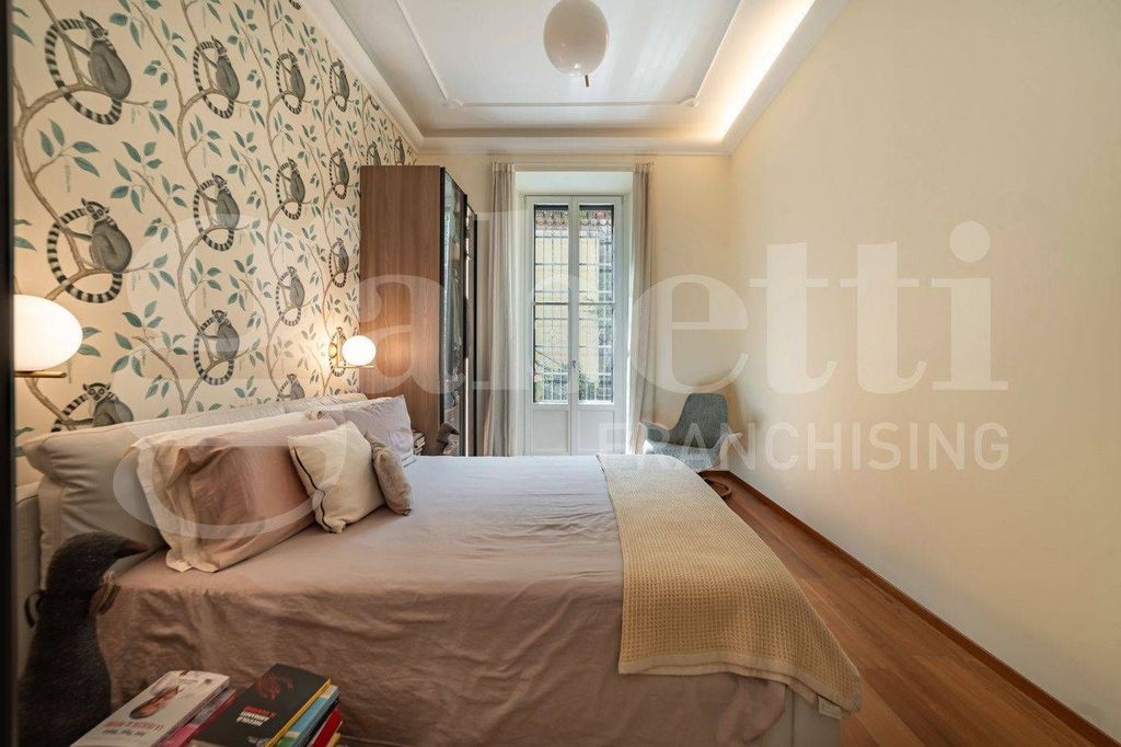 Luxury Apartment for sale in Viale Monte Nero , 66, Milan, Lombardy - Altro